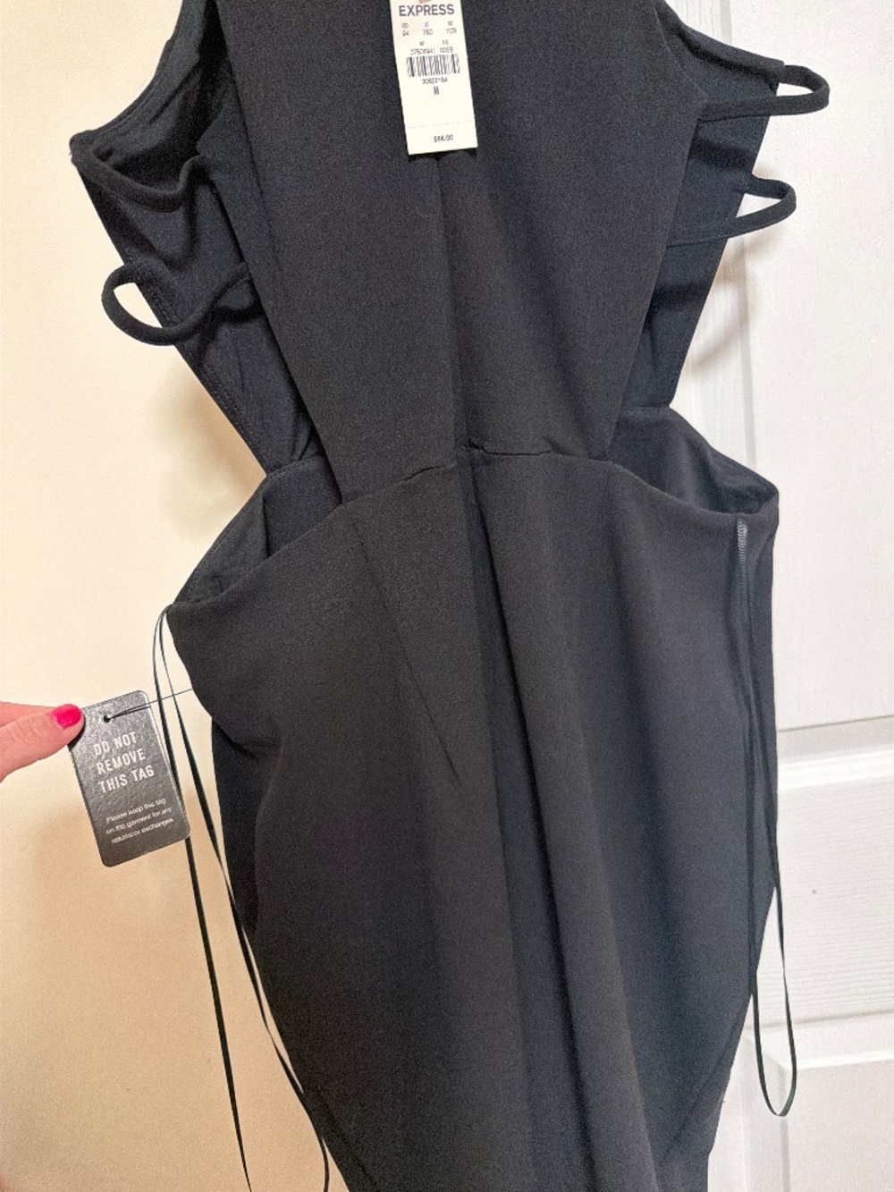 Dress - Picture 3 of 3